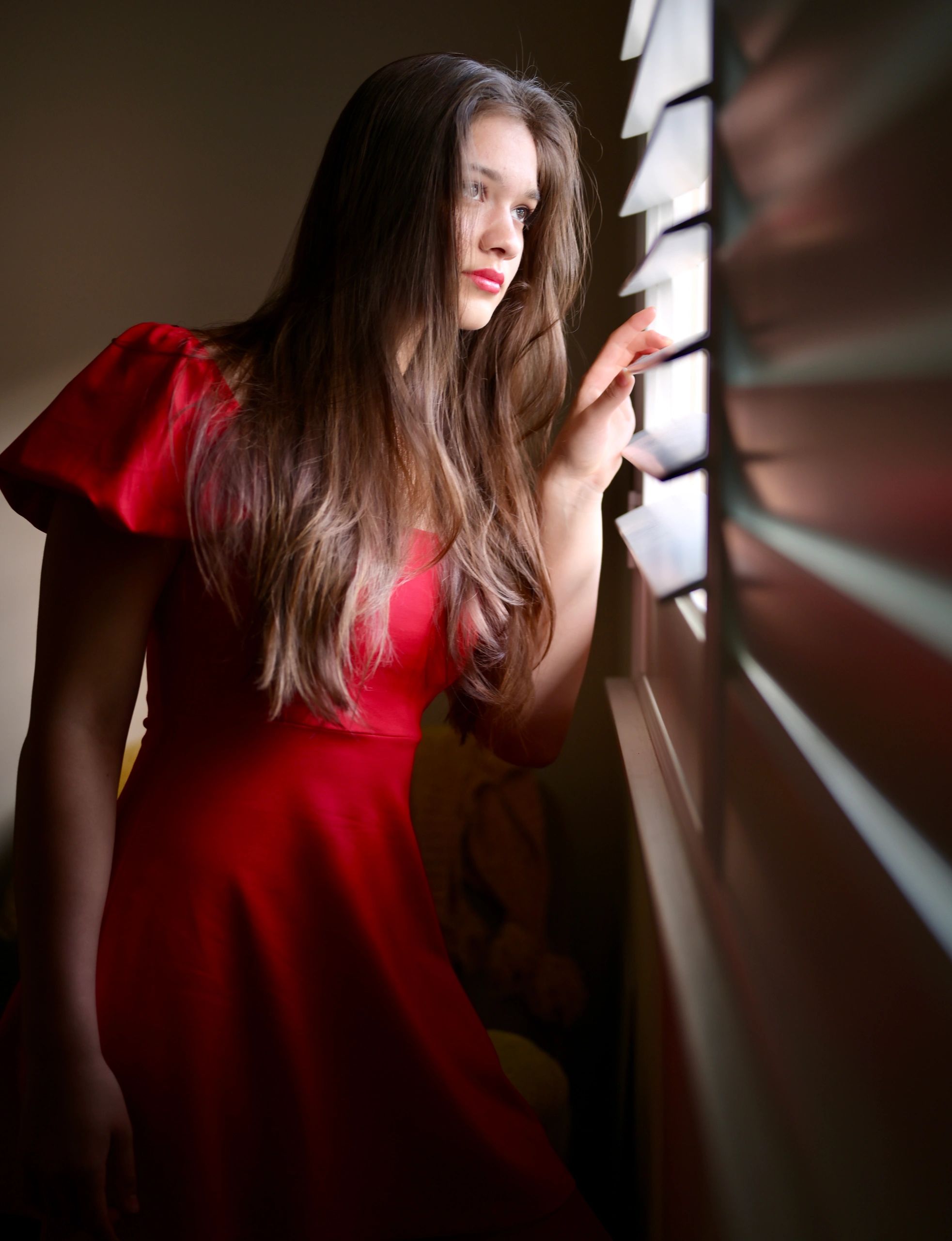 Expressive portrait in natural light
